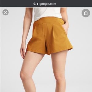 Athleta Brooklyn textured shorts size 2
